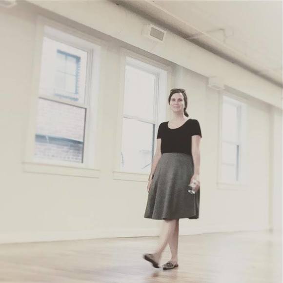 Meet your Posher, Tabitha - Picture 1 of 1